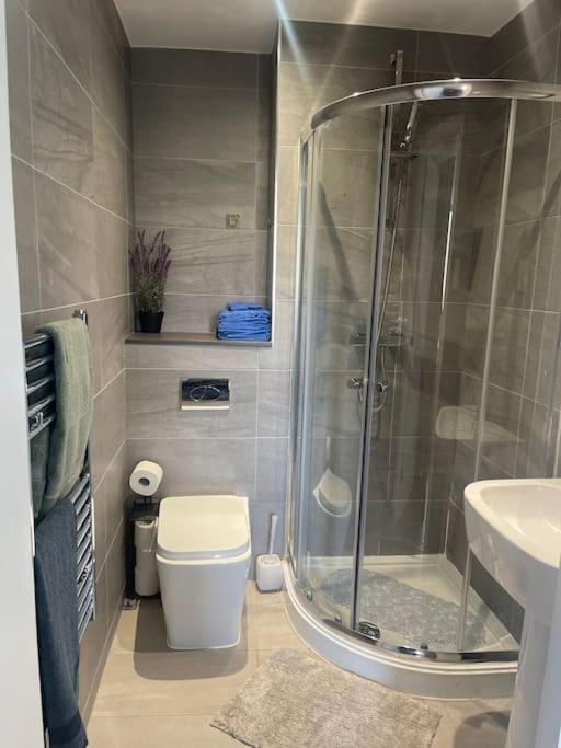 Apartamento Peaceful 2Br Hideout With Instant Self Check-In At Kelham Island Retreat Sheffield Exterior foto