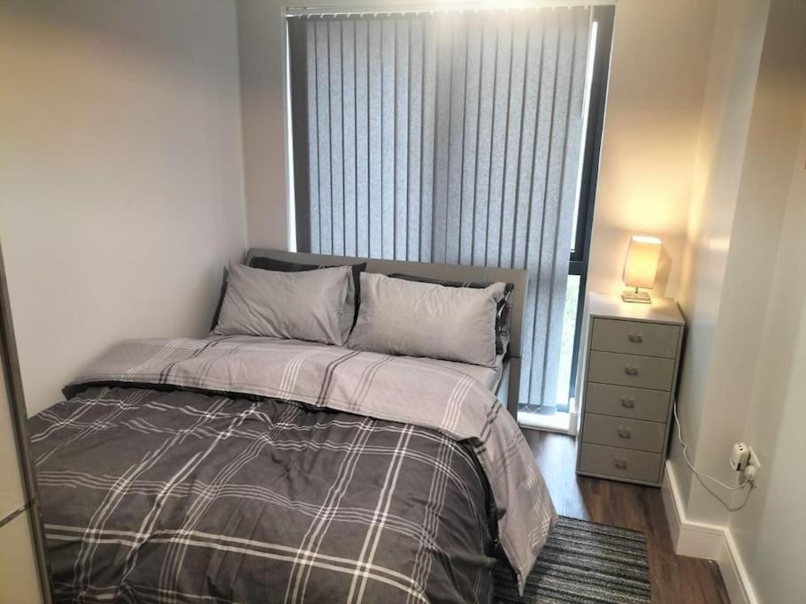 Apartamento Peaceful 2Br Hideout With Instant Self Check-In At Kelham Island Retreat Sheffield Exterior foto